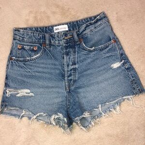 ZARA JEAN SHORTS